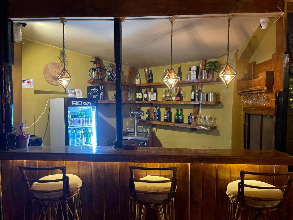 Hotel Tharu Garden And Beer Bar 奇旺 外观 照片